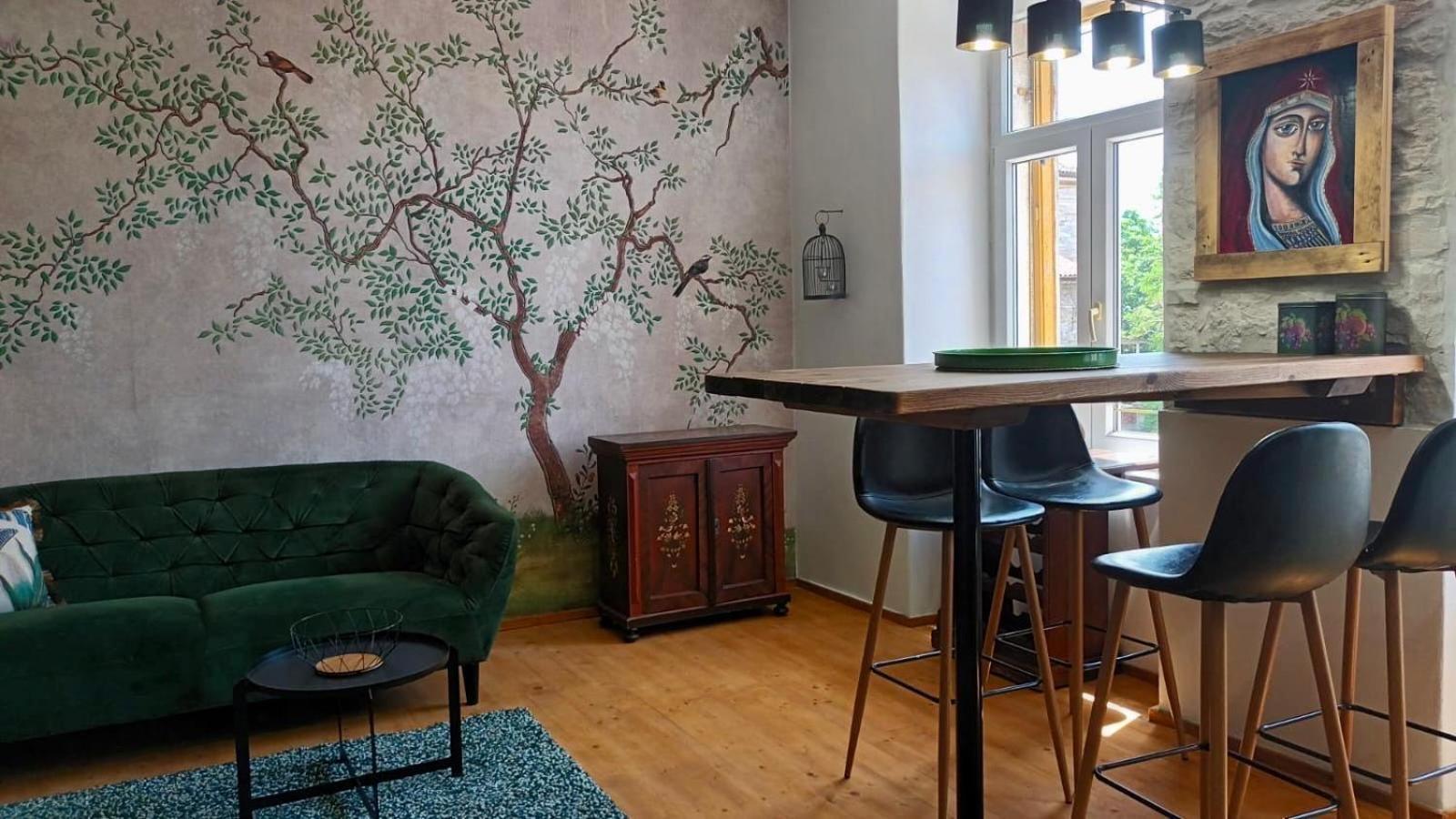 Piazza Delle Erbe Apartment