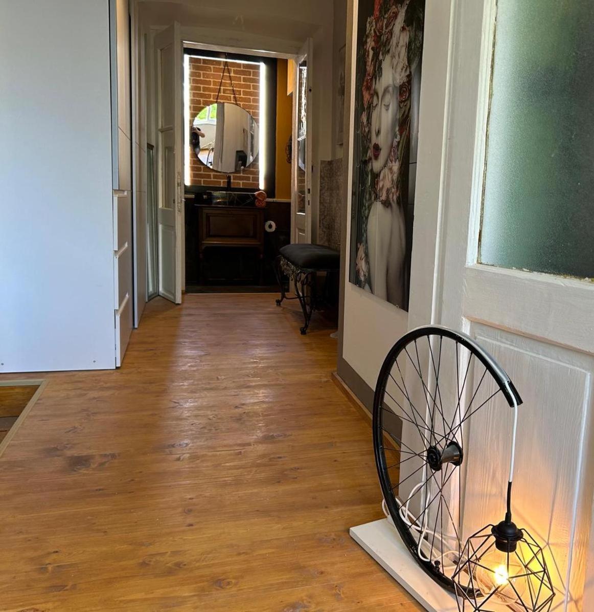 Piazza Delle Erbe Apartment